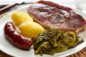 que comer en galicia lacon con grelos