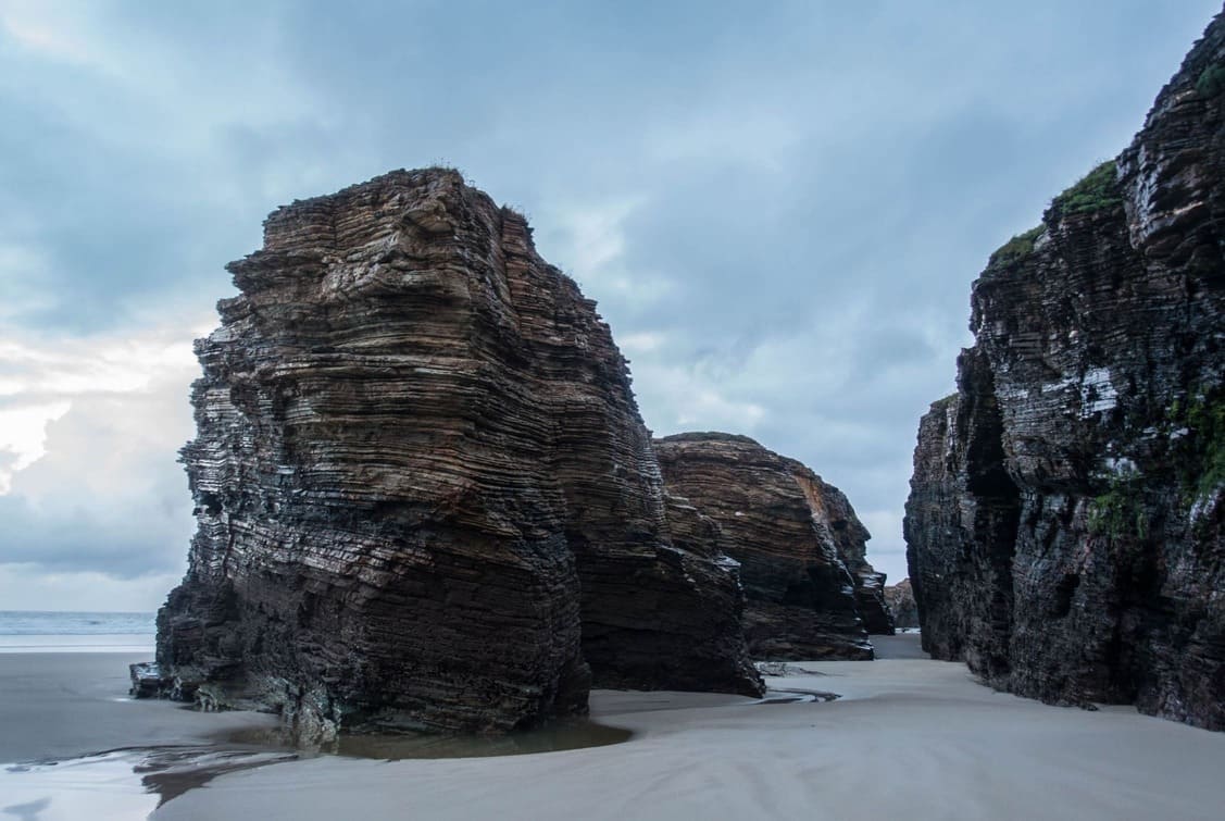La Playa de las Catedrales, ¿una playa de oro?